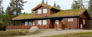 hytte-med-villmarkspanel-fra-skjåk-trelast
