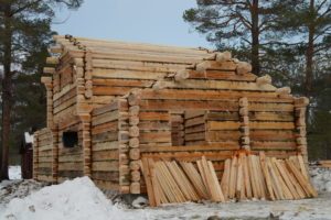 laftet hytte skjåk
