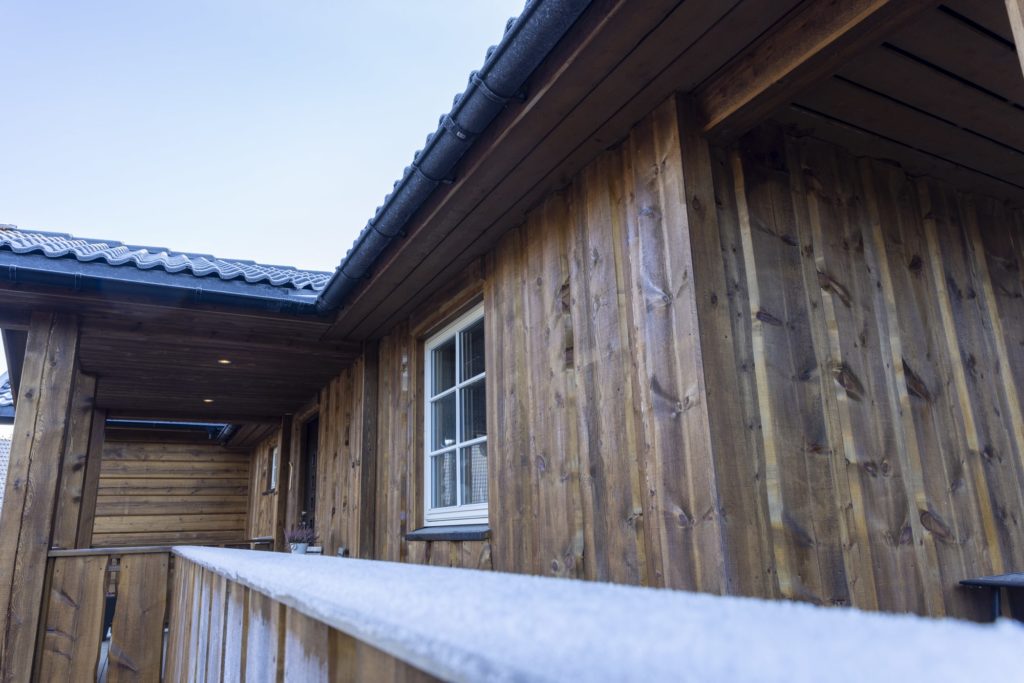 Hus med Villmarkspanel fra Skjåk